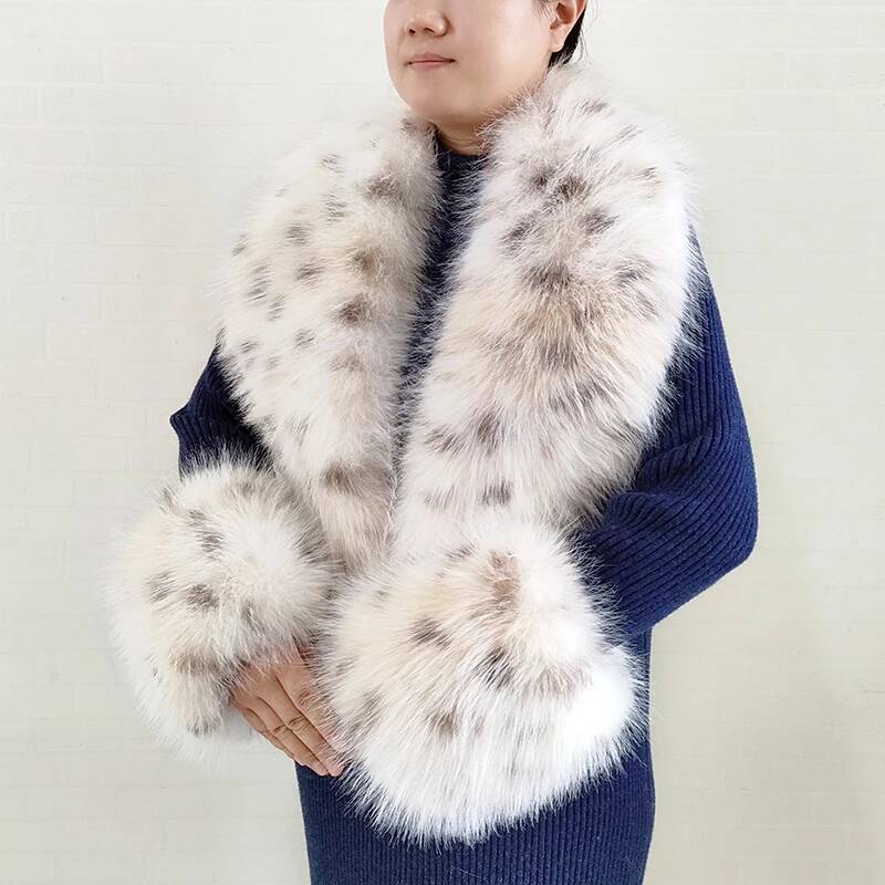 Winter Clothing Pk - 大きな女性用フェイクフォックスファースカーフ、冬用ジャケット、暖かいふわふわショール、ファッション人工毛皮の襟と袖口セット、ふわふわスカーフ、女性用