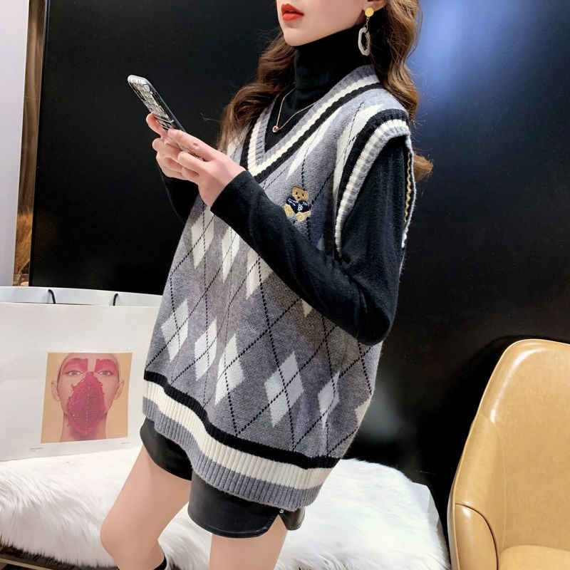 レッドニットベスト レディース ノースリーブ チョッキ 冬  - Winter Clothing Trends のレビューと価格