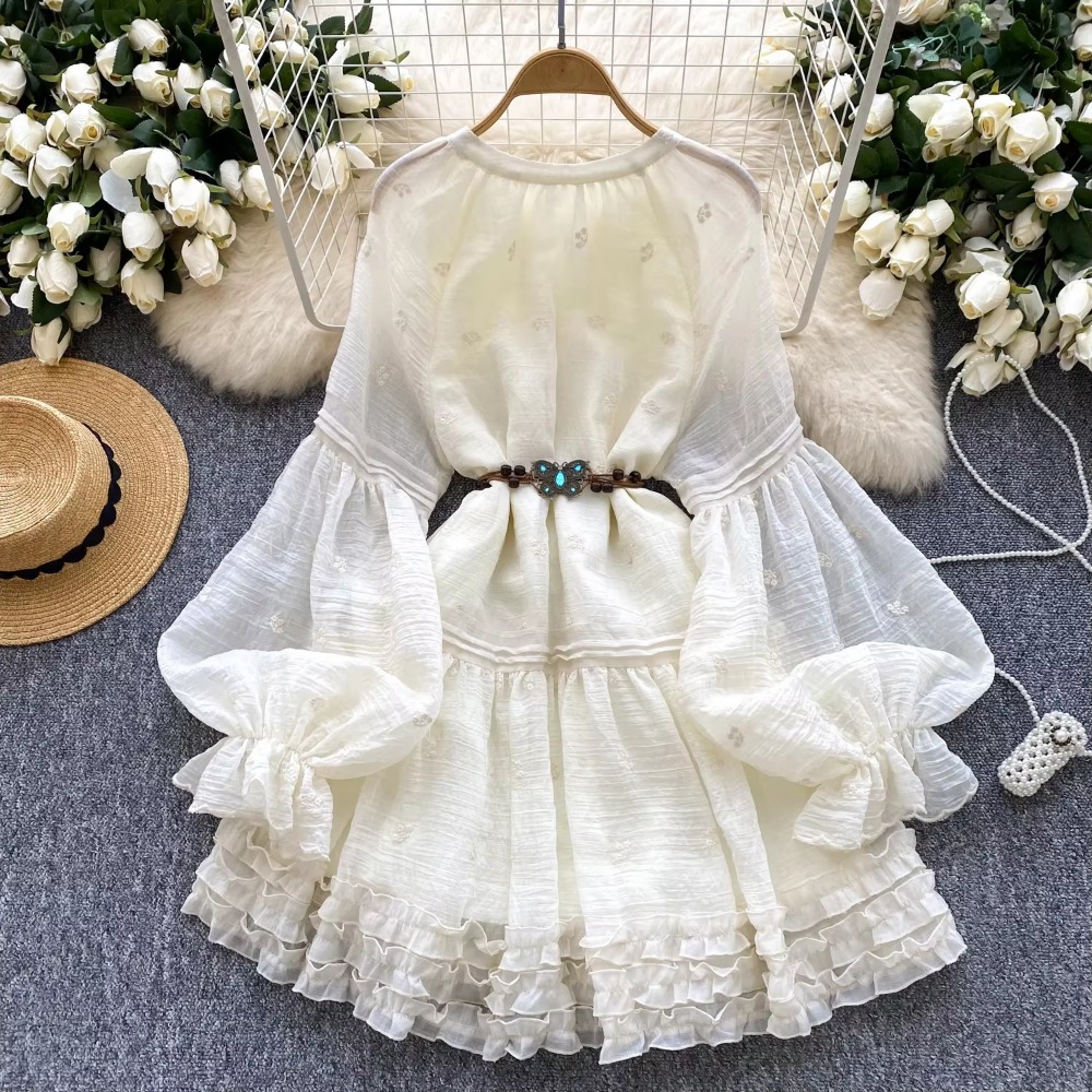 レース付きラウンドネック刺繍ボールガウン,ヴィンテージランタ - Winter Clothing Dress Up のレビューと価格