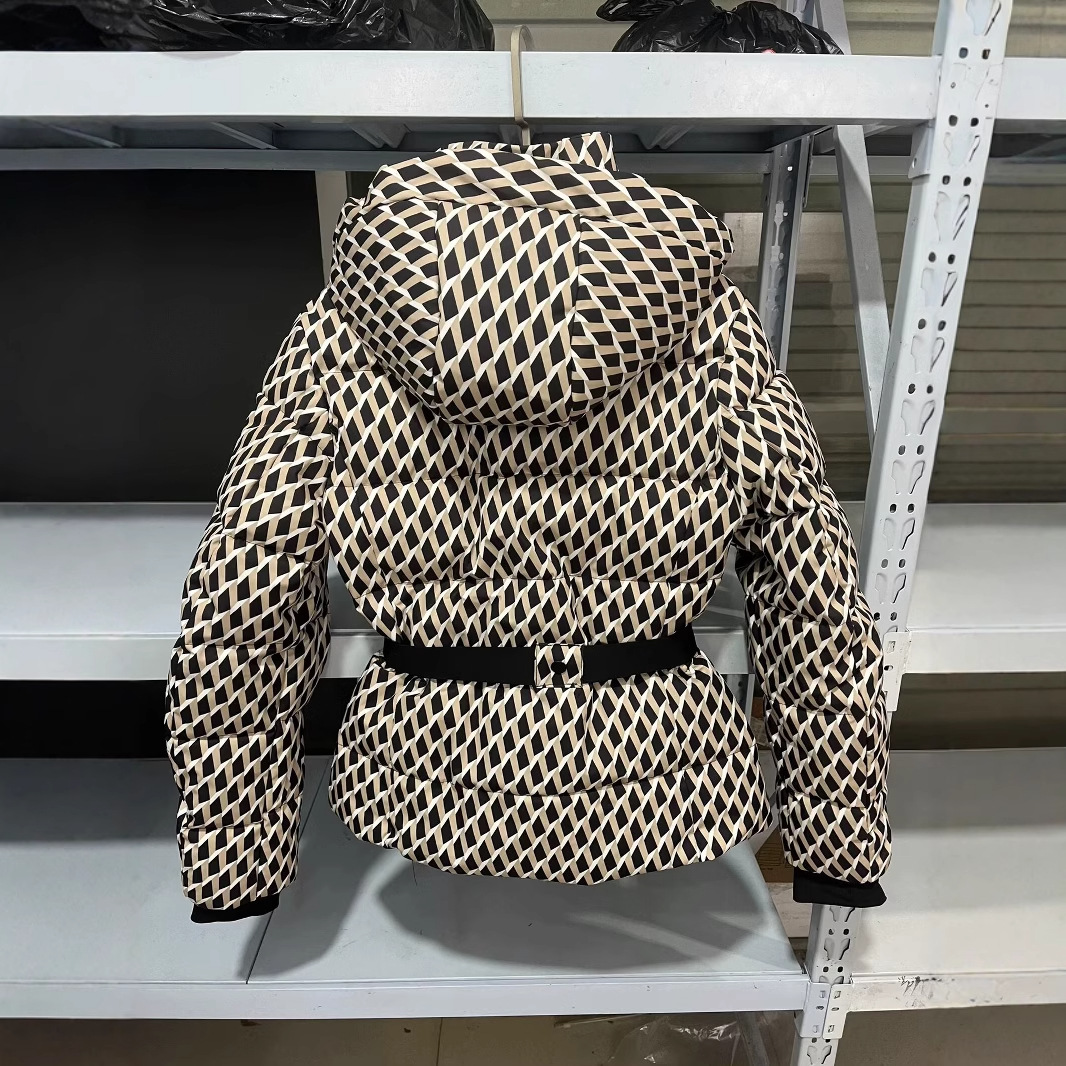 冬用ツーピーススキーセット、フード付きハイウエストパッド入り - Winter Clothing Pk のレビューと価格